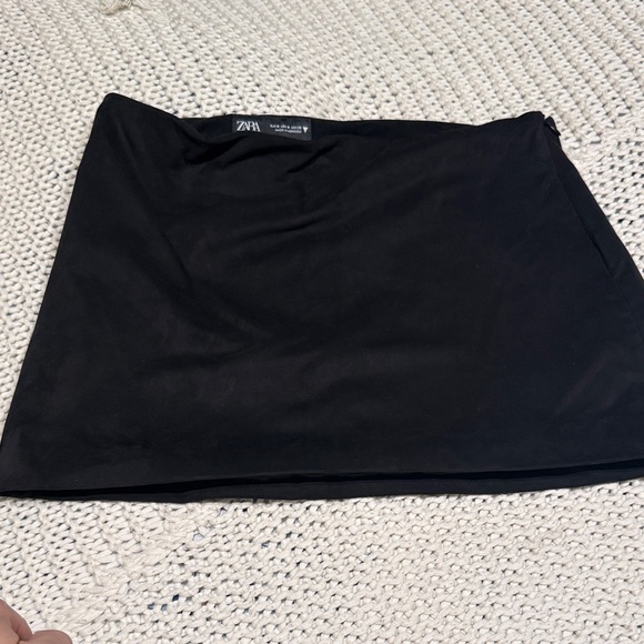 Zara Dresses & Skirts - Zara Black Mini Skirt - Sleek Straight Cut